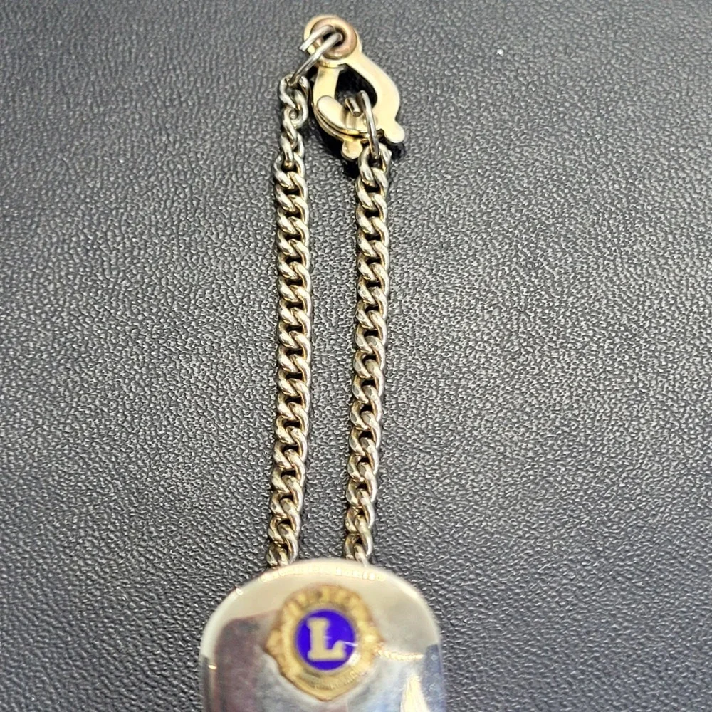 Vintage Lions International Tie Clip Gold‎ Tone Enamel Logo with Safety Chain